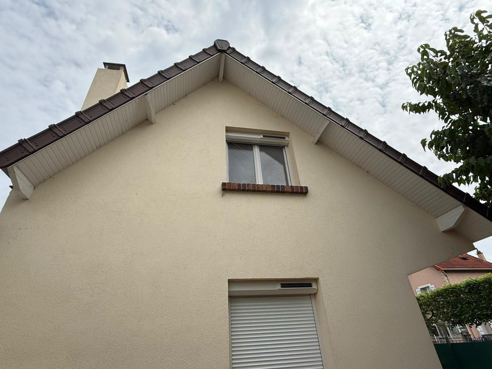 Pose du liteaunage sur écran sous-toiture